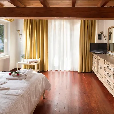 Villa Kastro Estate
